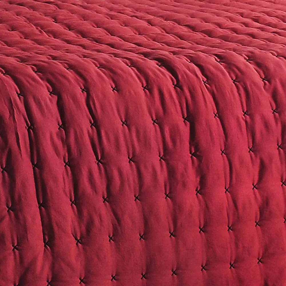 Jeté de lit matelassé et uni (250x260 cm - Rouge)>Linder Best
