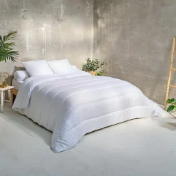Les - Couette Chaude Anti-acariens 200x200cm>Ateliers Du Nord
