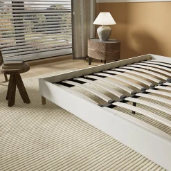 Lit avec sommier lattes en bois - 140x190 cm - Tissu Blanc - Pieds en bois><noscript><img width=