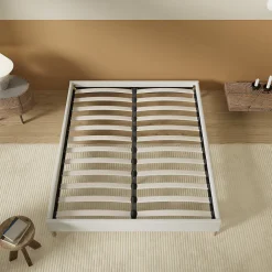 Lit avec sommier lattes en bois - 140x190 cm - Tissu Blanc - Pieds en bois><noscript><img width=