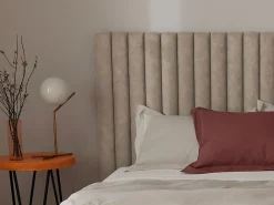 Vente-unique Lit coffre 160 x 200 cm avec tête de lit coutures verticales - Tissu - Taupe - SARAH II* Lit Coffre