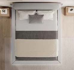 Lit double flottant tapissé - Lin gris - LED intégrée & ports USB - Sommier à lattes - 2 places 150x190 cm><noscript><img width=