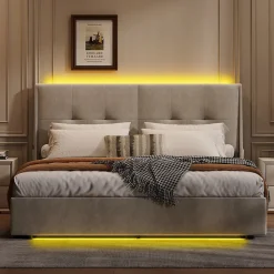 Lit double moderne 160x200 cm, tête de lit rembourrée, LED intégrées, rangement sous sommier, design minimaliste, beige.><noscript><img width=
