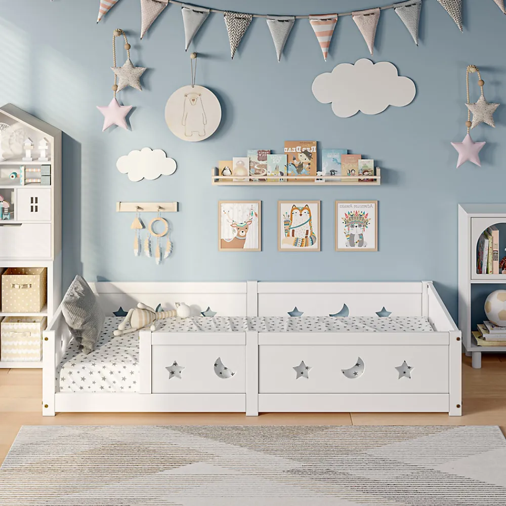 Lit enfant Montessori 90x200 cm en pin massif, barrières étoiles et lune, peinture à l eau sûre, design sécurisé, Blanc>ProximaX Outlet