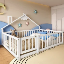 Lit enfant 140x190 cm - Lit avec barrières et design maison - Bois de pin et MDF - Sans matelas - Blanc><noscript><img width=