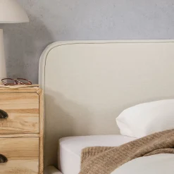 Lit simple BELARTI 90 x 190 cm rembourré, revêtement en tissu - Blanc crème><noscript><img width=