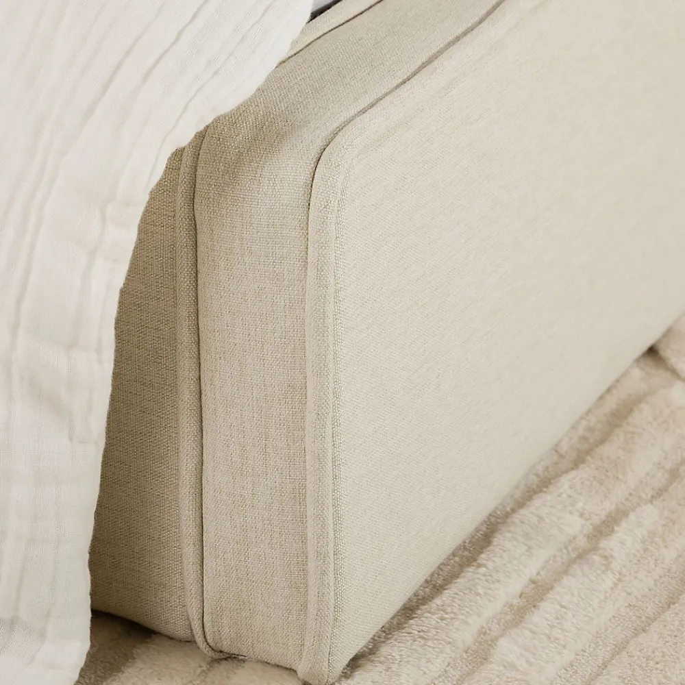 Lit simple BELARTI 90 x 190 cm rembourré, revêtement en tissu - Blanc crème>Idimex Outlet