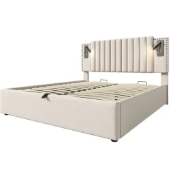 Lit 160x200 cm avec rangement et tête de lit réglable en tissu beige riveté, lampe de lecture et ports USB><noscript><img width=