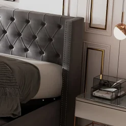 Redom Lit 160x200 cm avec rangement hydraulique et tête de lit capitonnée en velours gris, cadre bois et structure métal* Lit Avec Rangement