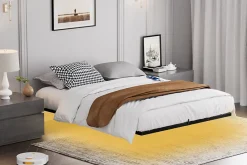 Lit 160x200 cm flottant en acier noir avec éclairage LED, station USB-C et poche de rangement><noscript><img width=