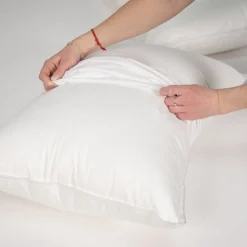 Lot de 2 protèges oreillers imperméables en jersey 50x70cm><noscript><img width=