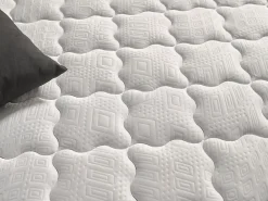 Matelas 140x190 cm Natur Plus, mousse multizone, 30 cm, tissu stretch, 7 zones de confort, morphologique et excellente aération><noscript><img width=