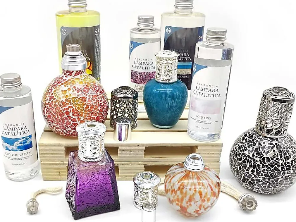 Mamamanuela Pack économique de nettoyage de lampe catalytique 200 ml : 2 grandes mèches de rechange + 200 ml de nettoyant neutre* Désodorisant Et Parfum D'Ambiance