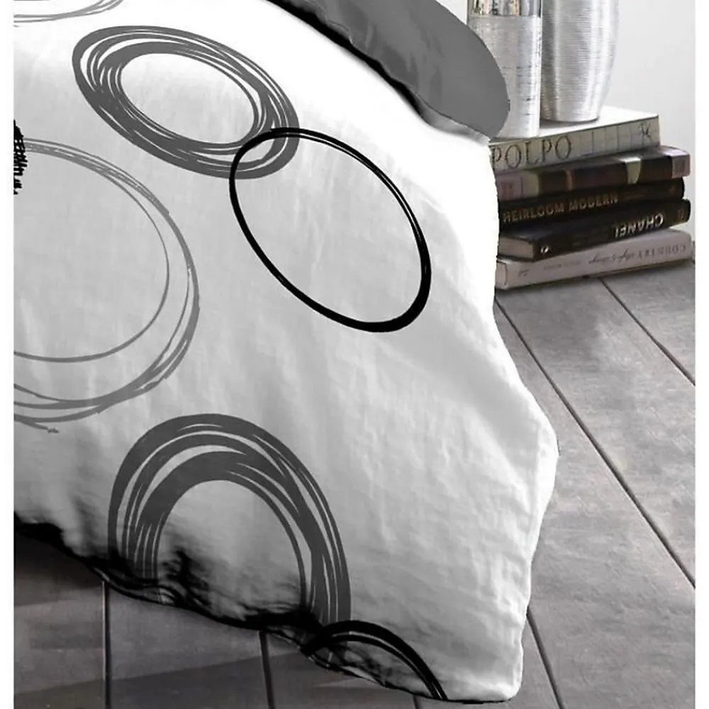 Parure de couette microfibre Audace - 1 housse de couette 220 x 240 cm + 2 taies d'oreiller 63 x 63 cm - Gris clair>Home Linge Passion Best