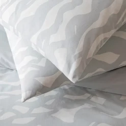 Future Home Parure de lit 2 personnes nuage réversible en coton 240x220cm* Parure De Lit
