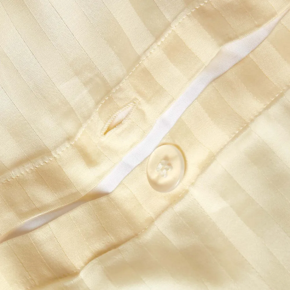 Parure de lit satin rayé en coton égyptien 330 fils jaune pâle, 155x220cm ->Homescapes Discount