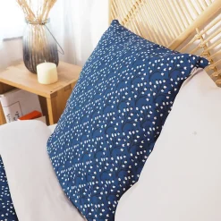 Parure de lit 240x220 cm Microfibre 50% recyclée FLENA Bleu 3 pièces><noscript><img width=