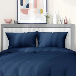 Parure de lit 240x220 cm satin de coton SAPRI bleu indigo 3 pièces><noscript><img width=