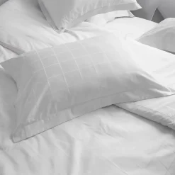 Linnea Parure de lit 280x240 cm set 50x70 satin CONCERTO carreaux blanc Neige* Parure De Lit