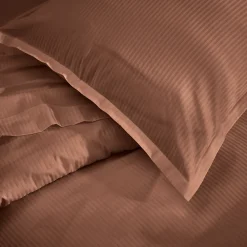 Parure de lit 240x220 satin de coton GRAND HÔTEL 3 pièces marron Sable><noscript><img width=