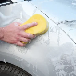 Éponge de nettoyage pour voiture non abrasive L.21 x l.6.5 x ep.11.2 cm* Eponge