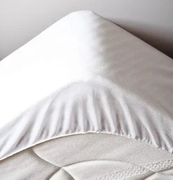 Eden Protege matelas 160 x 200 cm Tricie* Protège Matelas