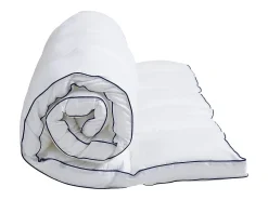 Vente-unique Surconfort de matelas anti-acariens 1 place - 90x 190 cm - Enveloppe satin 120 fils/cm2 - garnissage 1000gr/m2 - Blanc passepoil* Surmatelas