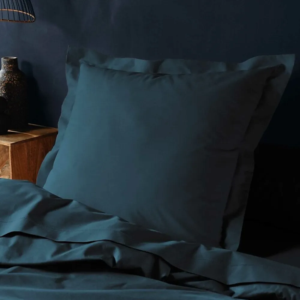 Taie d'oreiller 57 fils bleu nuit 63x63cm - 63x63cm - Bleu pétrole>Douceur D'Intérieur Sale