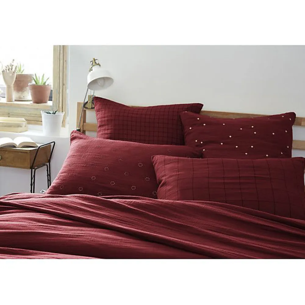 Taie d'oreiller Brodée Déco "Gaïa Boho" 60 x 60 cm & 50 x 70 cm "Gaze de Coton" - Gaïa Boho Lie de vin - 50 x 70 cm>L'Effet Papillon Clearance