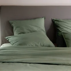 Taie d'oreiller PALACE pur coton lavé 65x65 cm uni vert mousse>Linnea Clearance