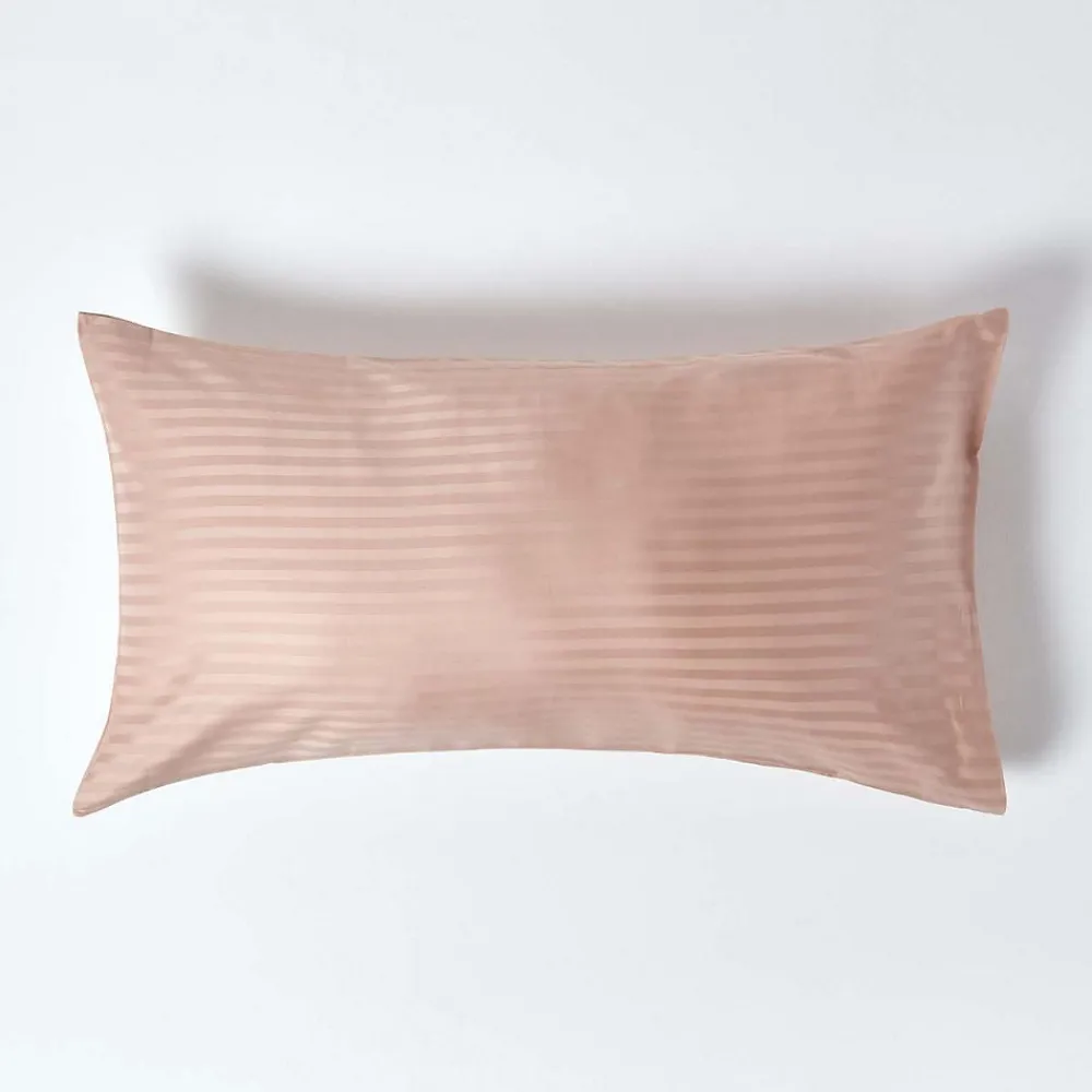 Taie d'oreiller taupe satin rayé en coton égyptien 330 fils, 50x90 cm ->Homescapes Outlet