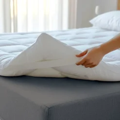The White Stone Surmatelas 90x200 cm en ouate de 500 g* Surmatelas